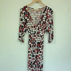 Vibrant V-Neck Geometric Dress